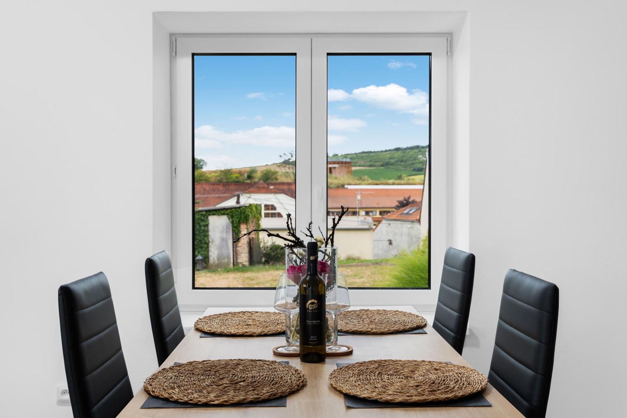Apartmany Stastny Sklep Valtice Exteriér fotografie